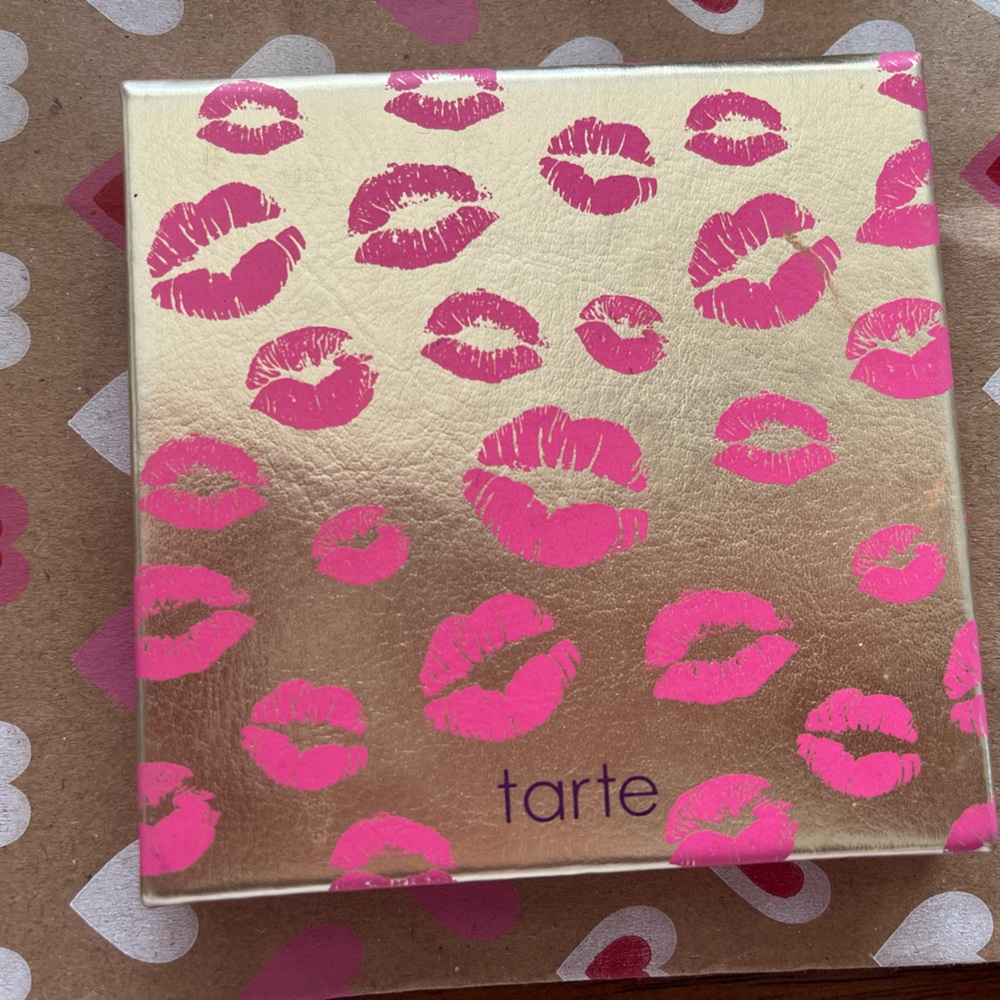 Tarte Gold Palette with Pink Lip Design